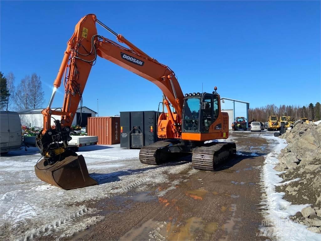 Doosan DX 235 LCR Pásová rýpadla