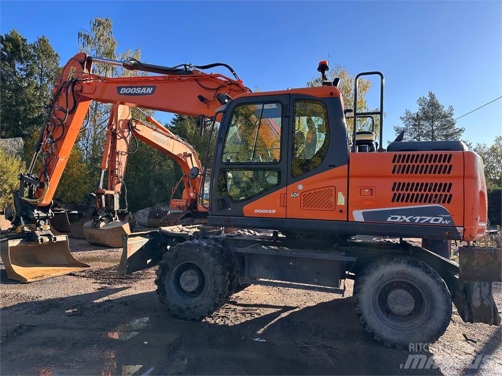 Doosan DX170W-5 Kolová rýpadla