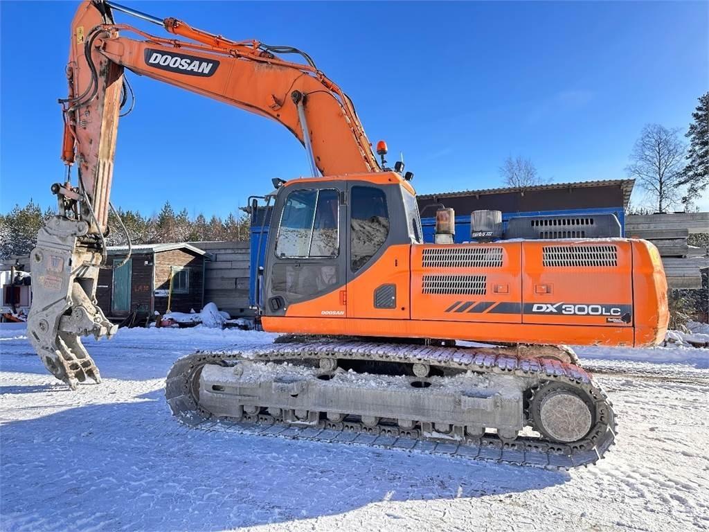 Doosan DX300 LC-3 Pásová rýpadla
