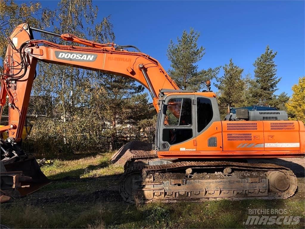 Doosan DX300 LC-3 Pásová rýpadla