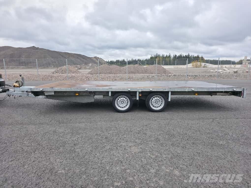 Eduard P4 3000kg Valníky