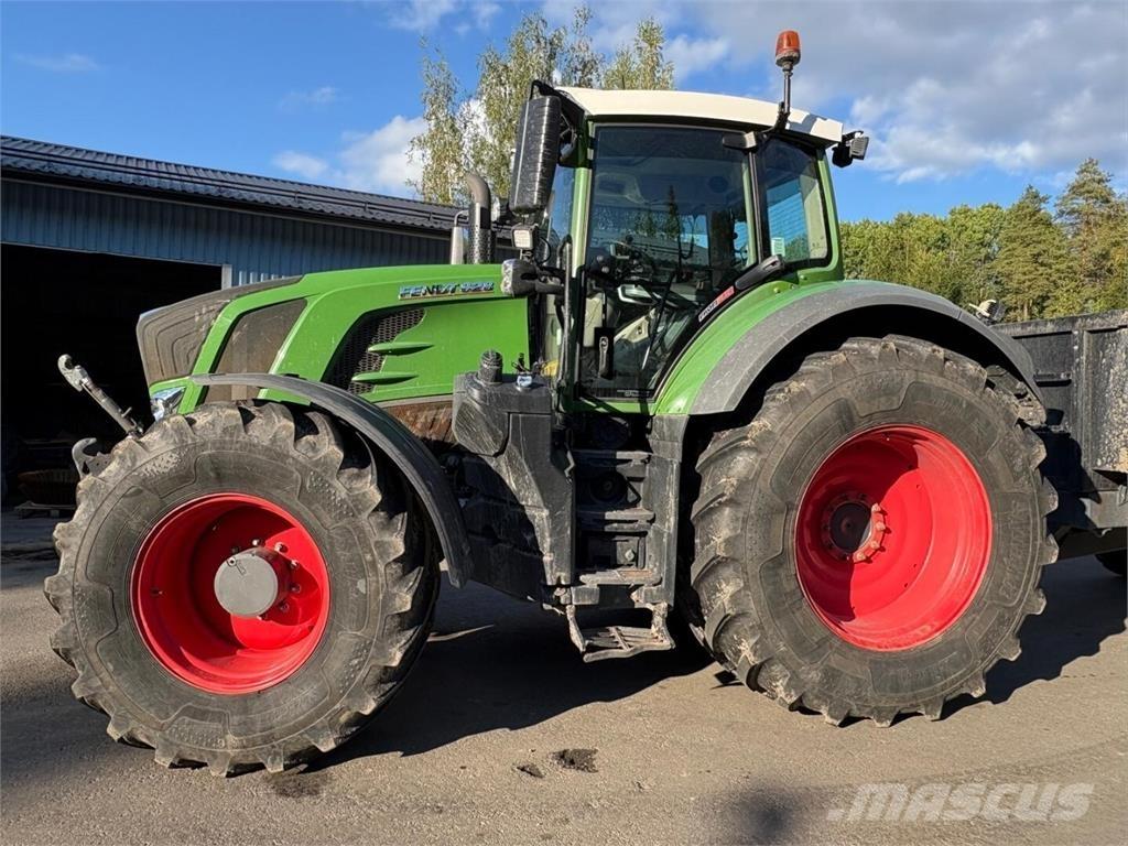 Fendt 828 Vario Traktory