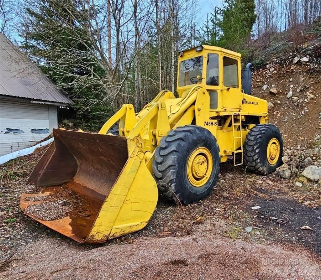 Fiat-Allis 745H-B Kolové nakladače