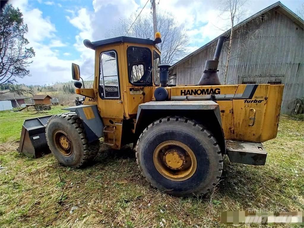 Hanomag 44D Kolové nakladače
