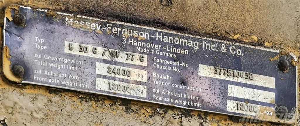 Hanomag 77C Kolové nakladače