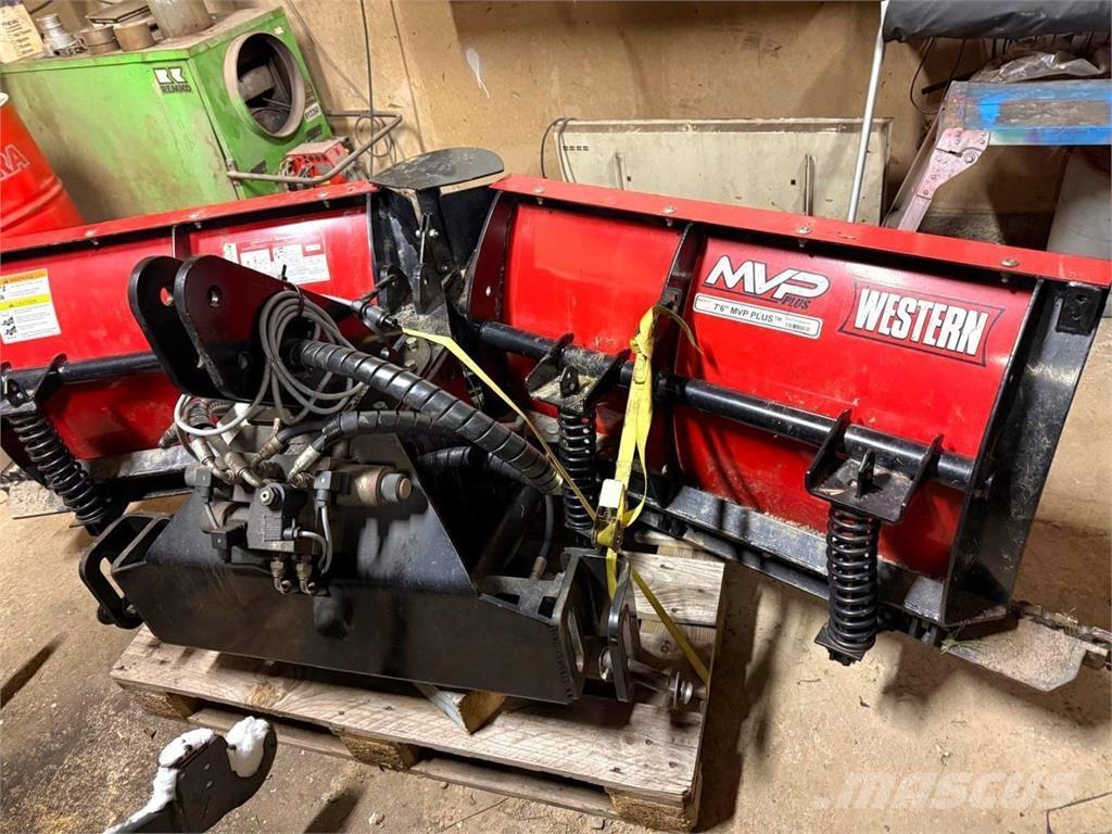 Hilltip Aura Sněžné pluhy, přední sněhové radlice