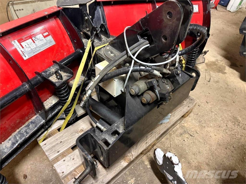 Hilltip Aura Sněžné pluhy, přední sněhové radlice