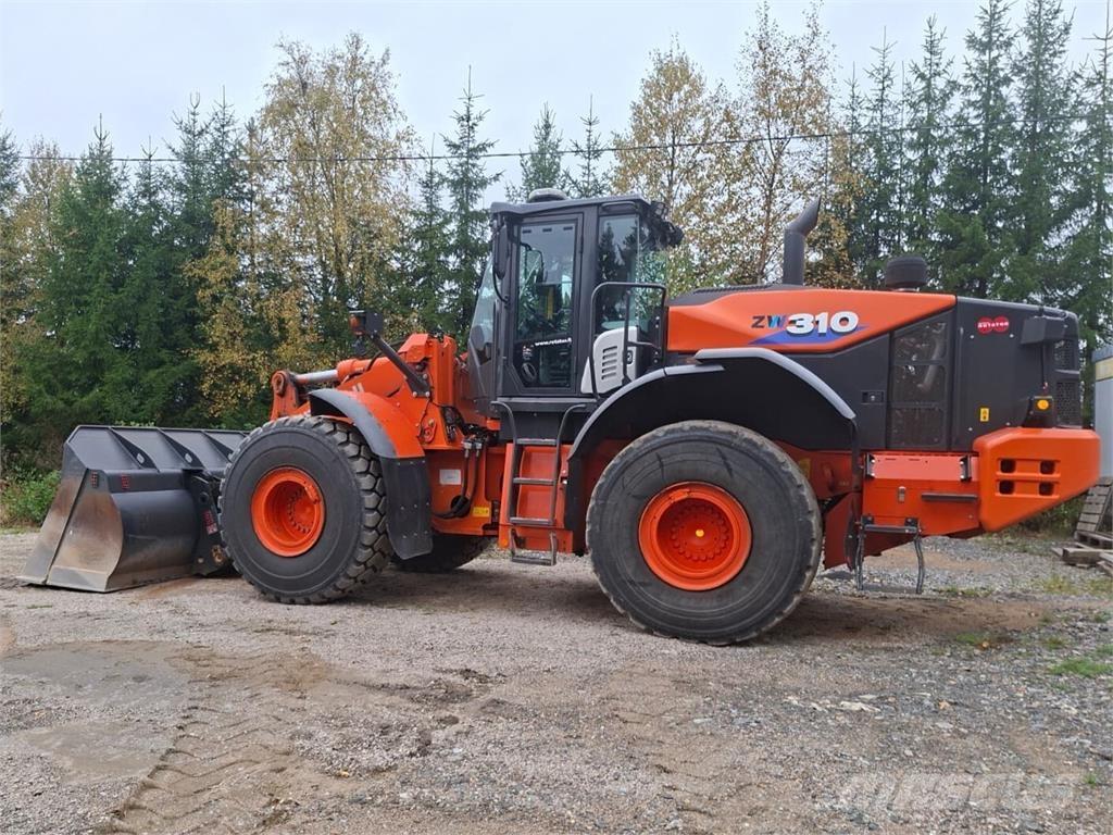 Hitachi ZW 310-6 Kolové nakladače