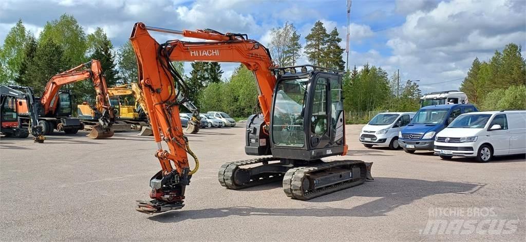 Hitachi ZX85US-5A Midi rýpadla 7t - 12t