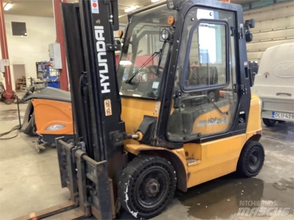 Hyundai HDE 25 E Dieselové vozíky