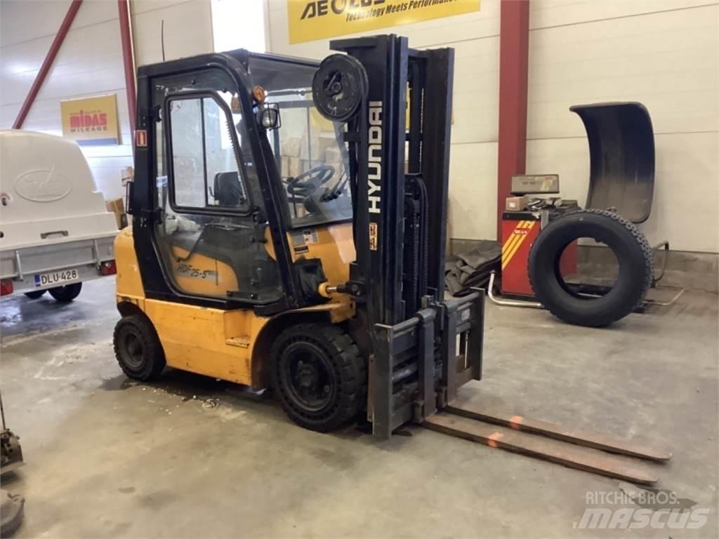 Hyundai HDE 25 E Dieselové vozíky