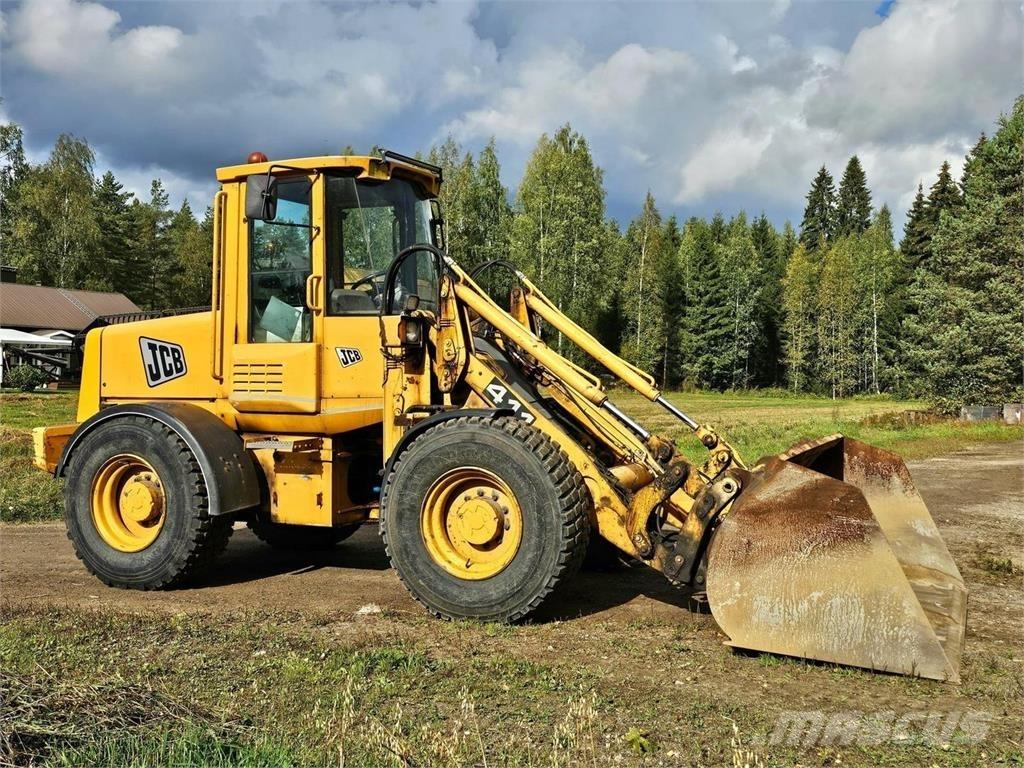 JCB 411 Kolové nakladače
