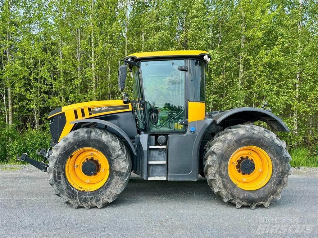 JCB Fastrack 4220 Traktory