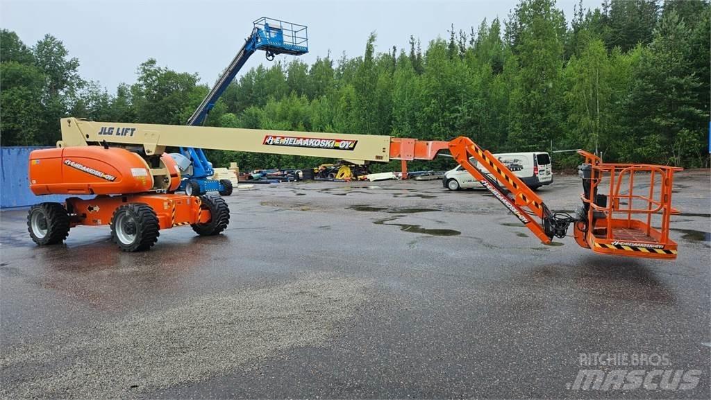 JLG 860SJ Vertikální sloupové výtahy