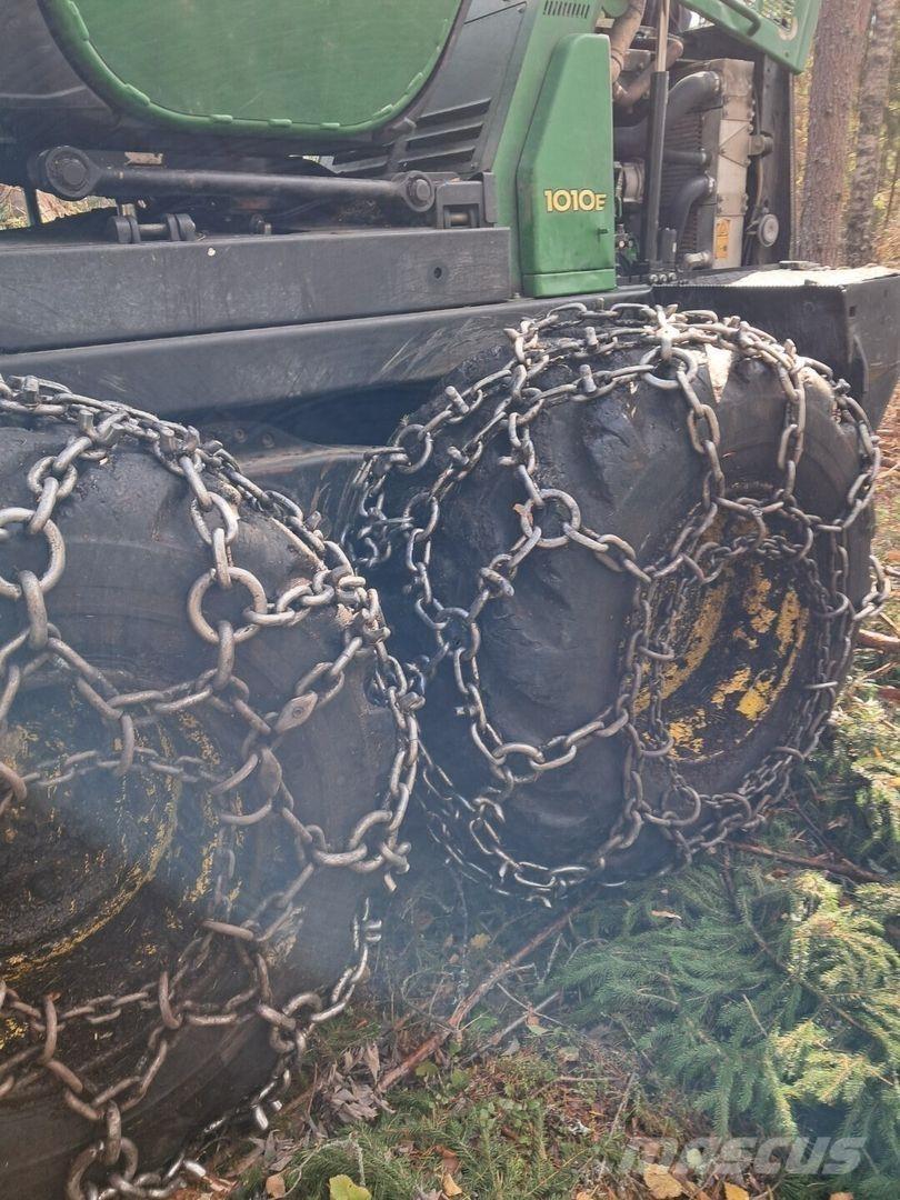 John Deere 1010e Vyvážecí traktory
