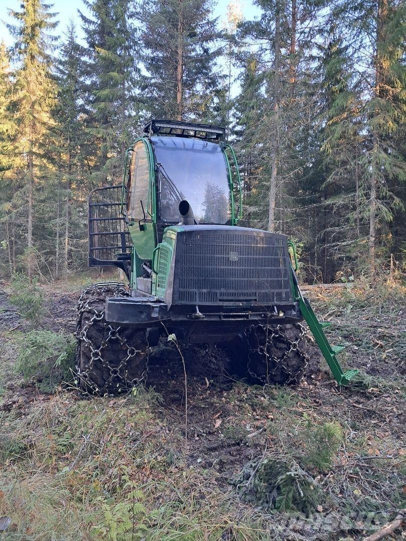 John Deere 1010e Vyvážecí traktory