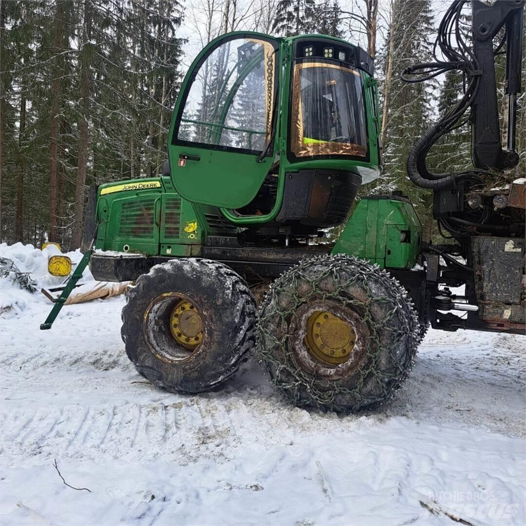 John Deere 1110E Vyvážecí traktory