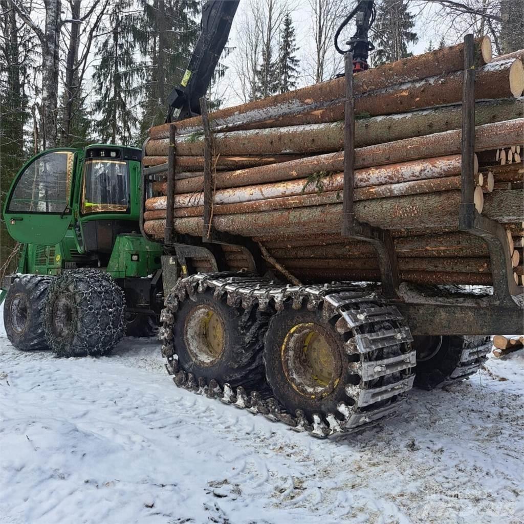 John Deere 1110E Vyvážecí traktory