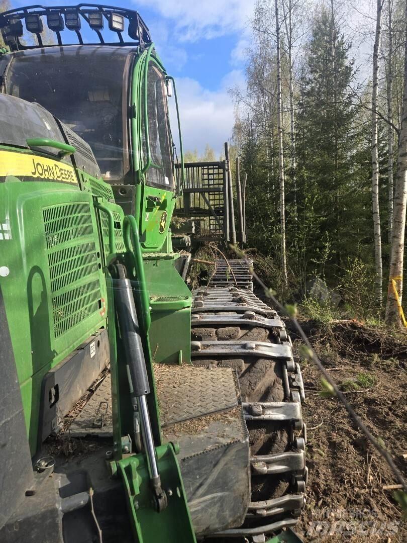 John Deere 1210 G Vyvážecí traktory