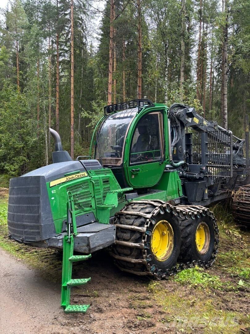John Deere 1210G Vyvážecí traktory