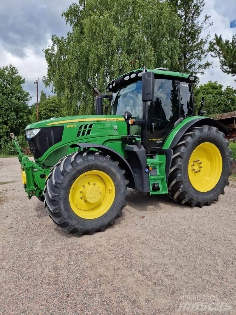 John Deere 6155R Traktory