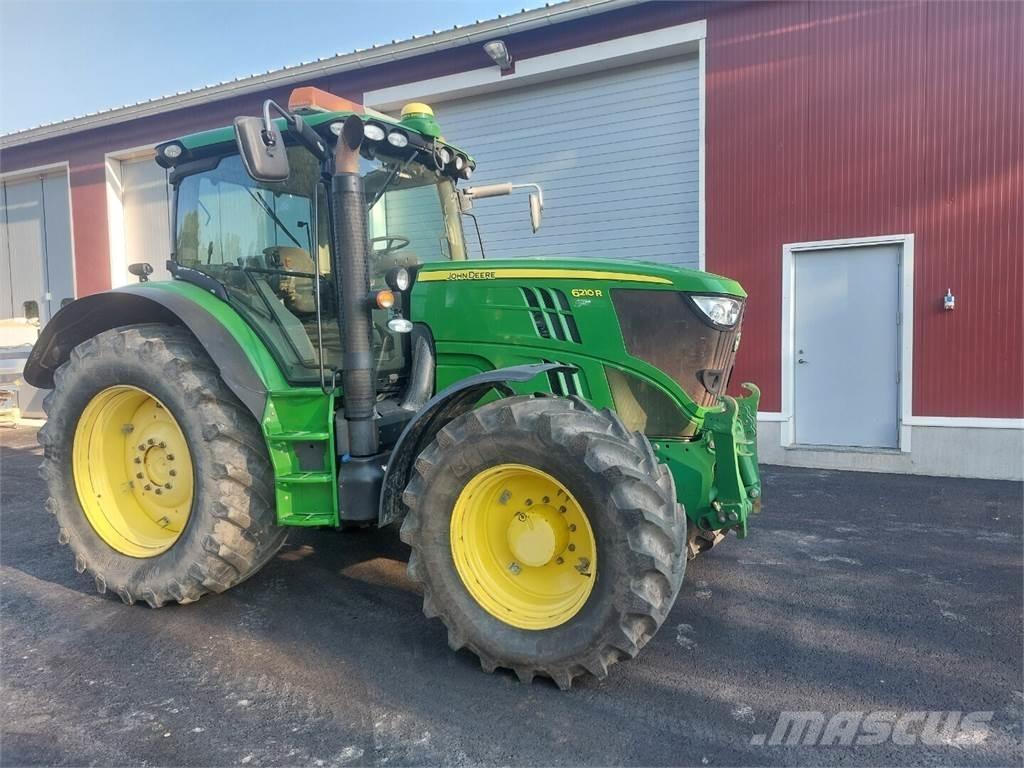 John Deere 6210R Traktory