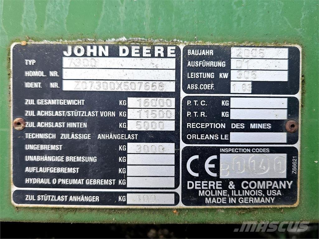 John Deere 7300 Další