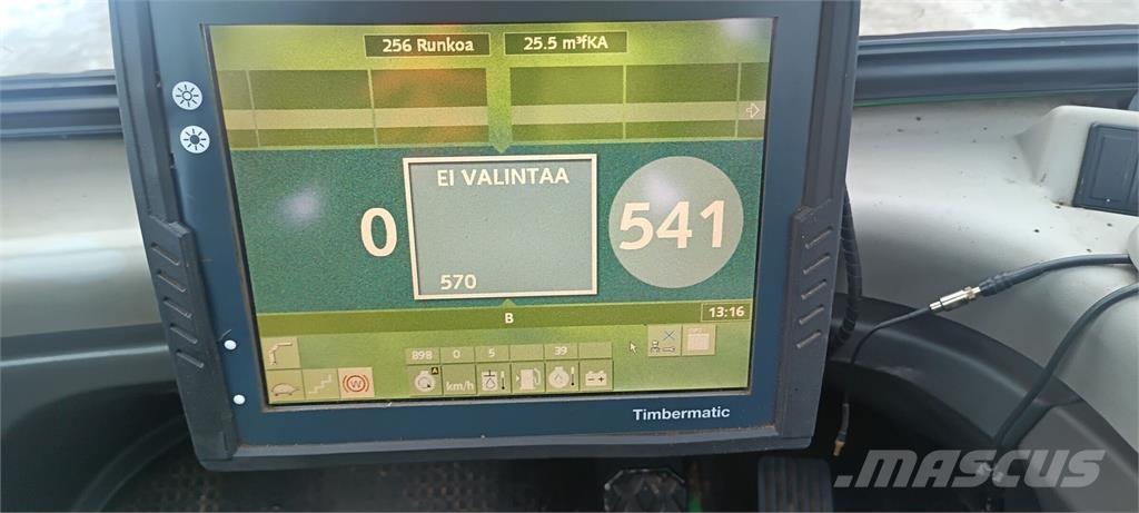 John Deere 770 D Harvestory