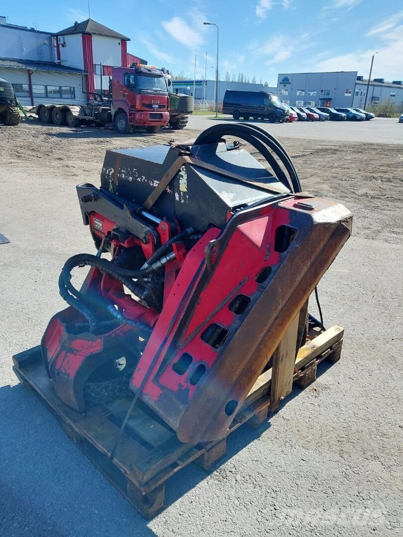 John Deere H415 Těžební hlavy
