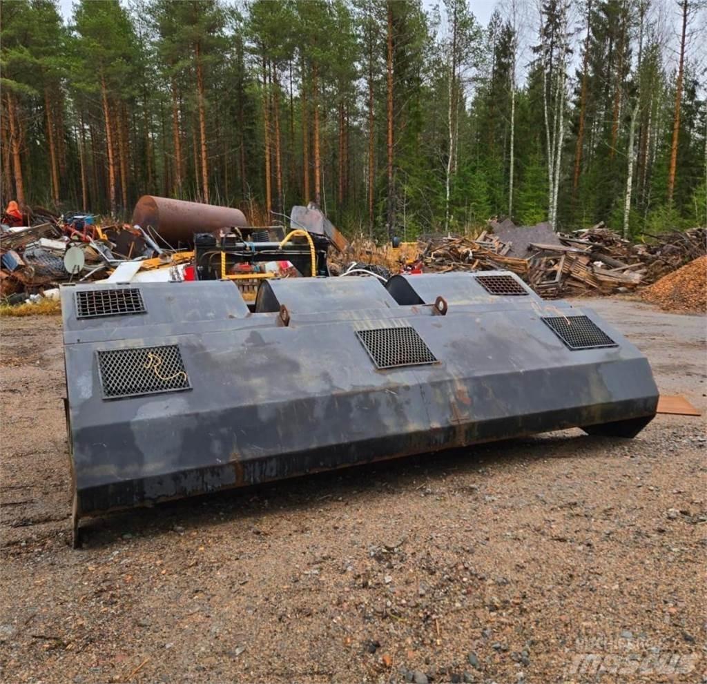  Kärkikippikauha Lopaty