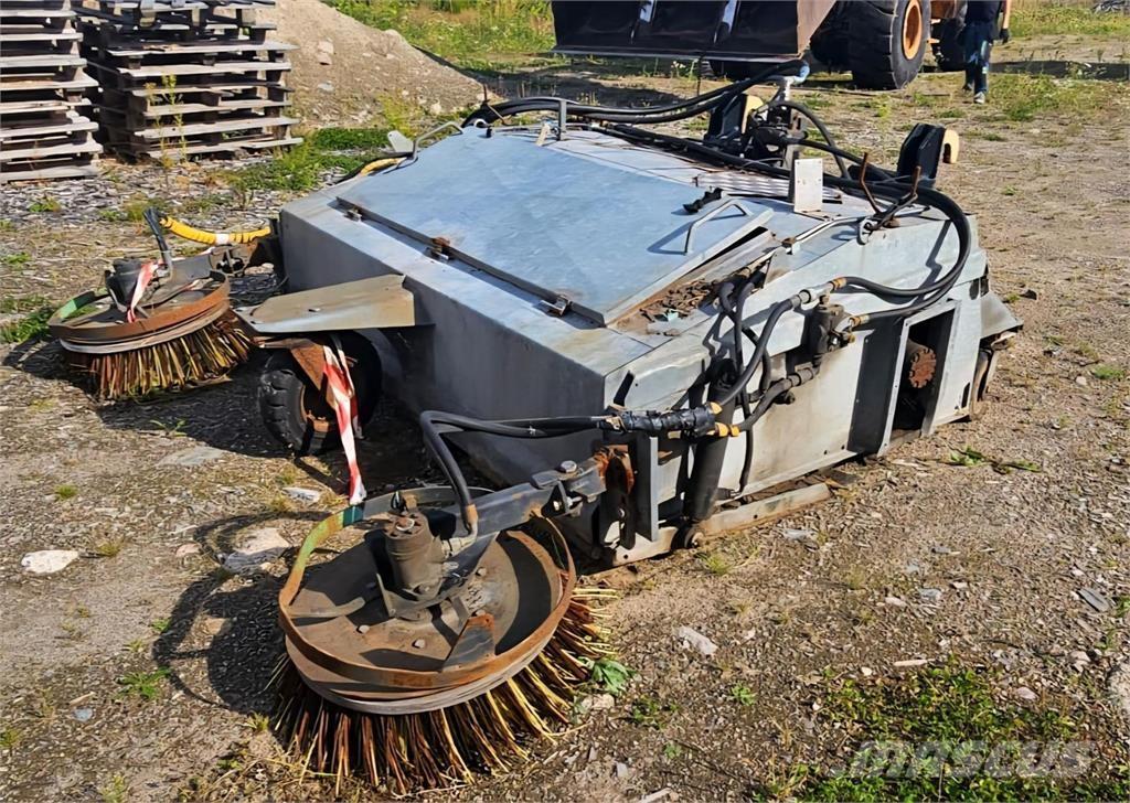  Keräävä harja Zametací stroje