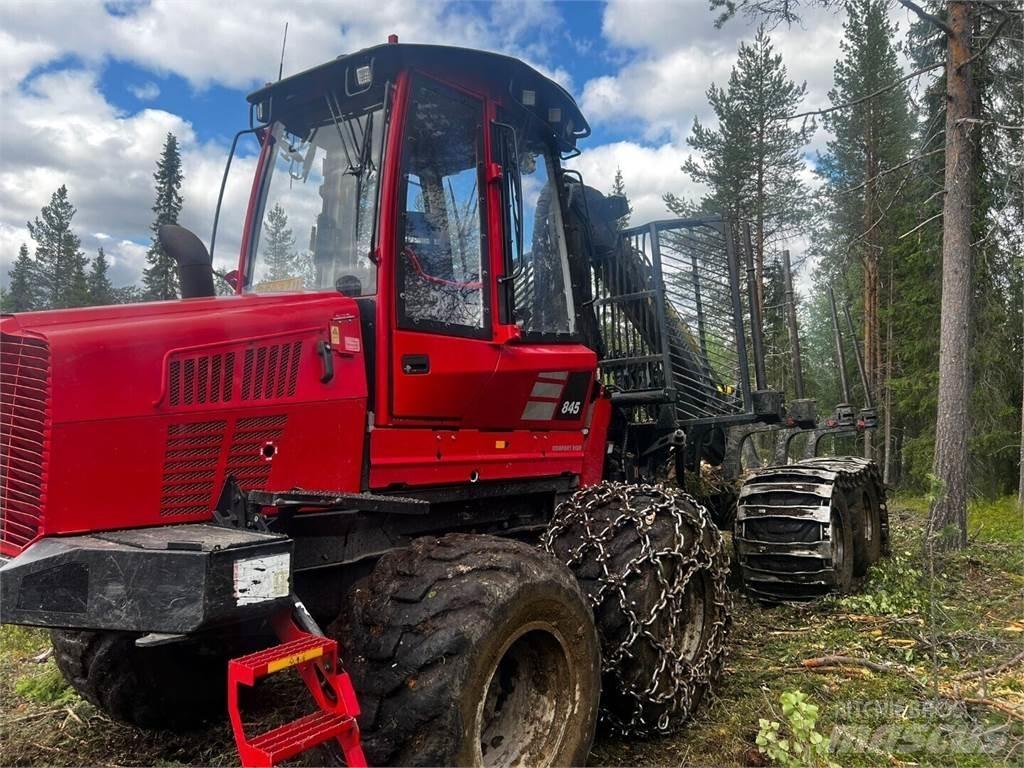 Komatsu 845 Vyvážecí traktory