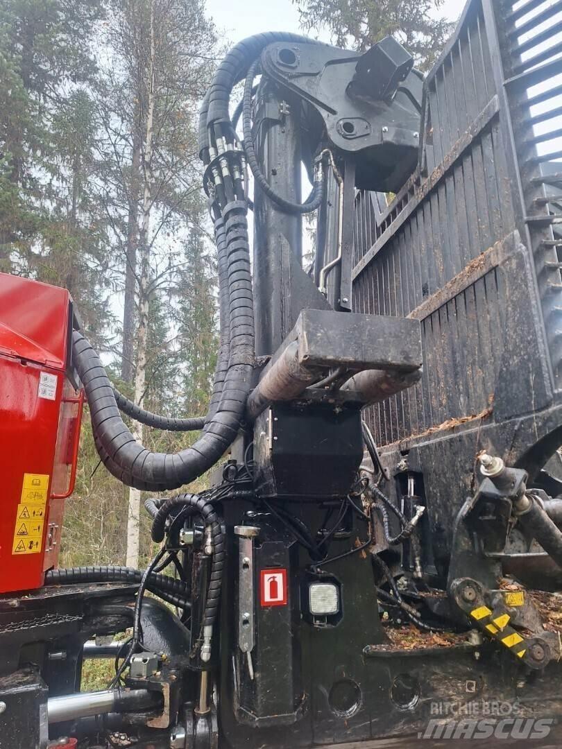 Komatsu 895 Vyvážecí traktory