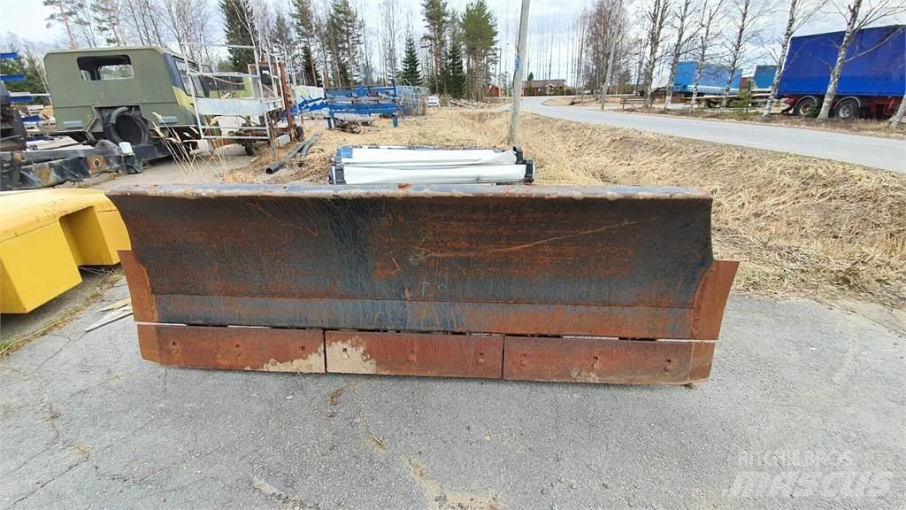  Lana hydraulinen Další silniční a sněhové stroje