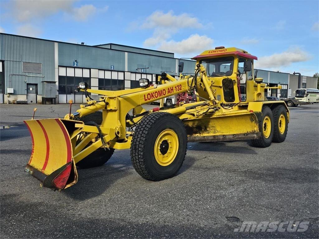 Lokomo AH 132 C Grejdry