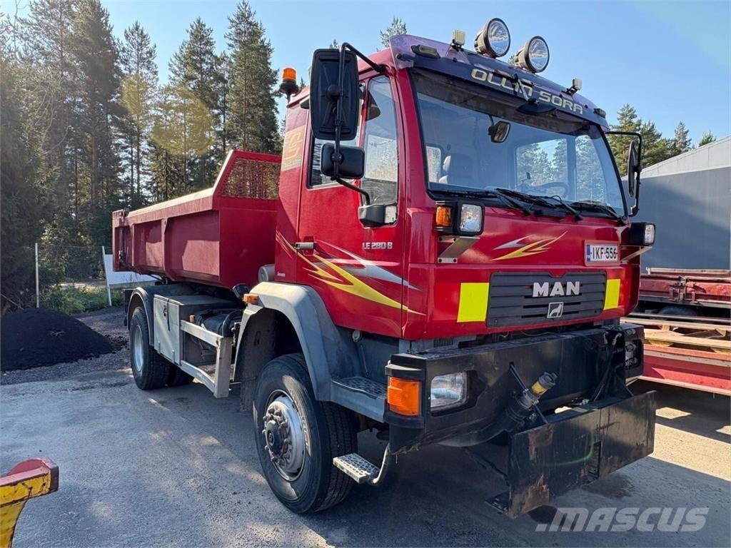 MAN LE 280 B 4x4 Další