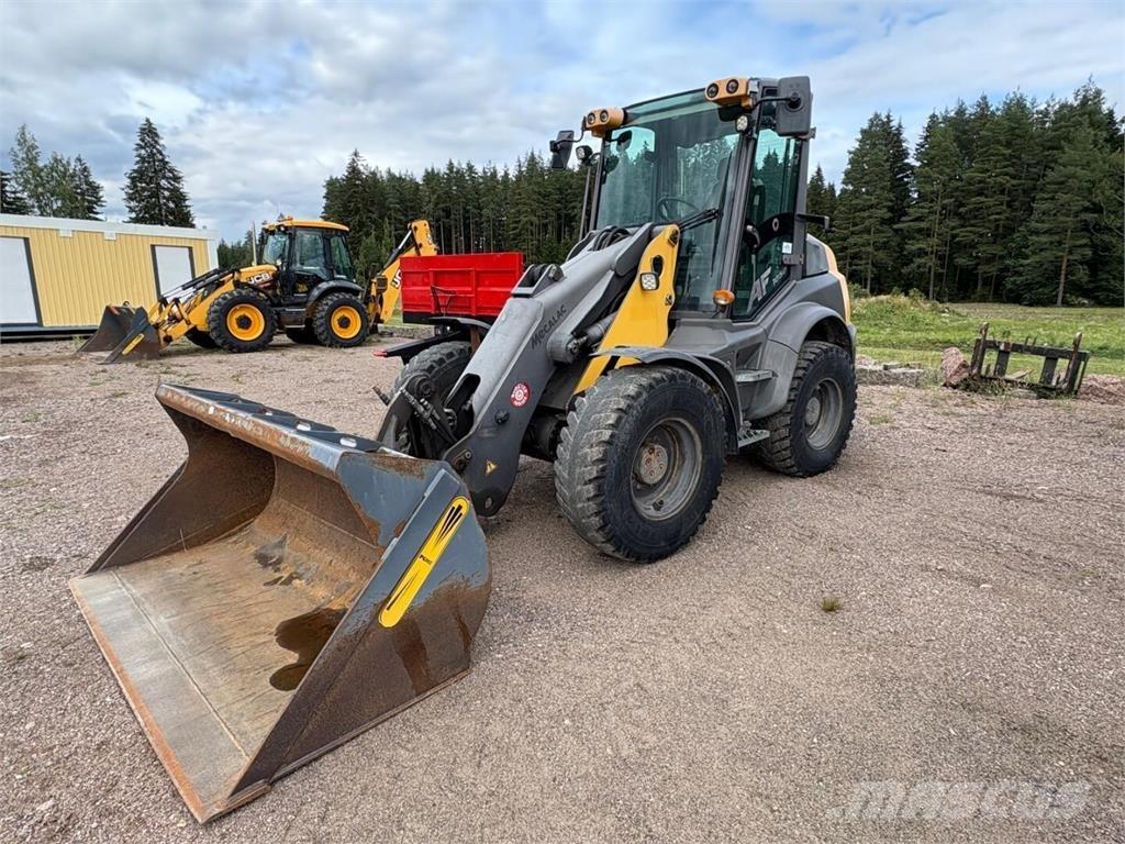 Mecalac AF 1050 Kolové nakladače