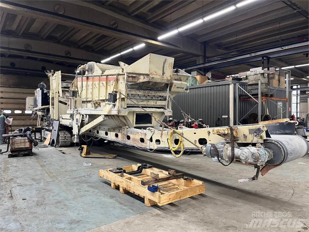 Metso LT1100 Drtící zařízení