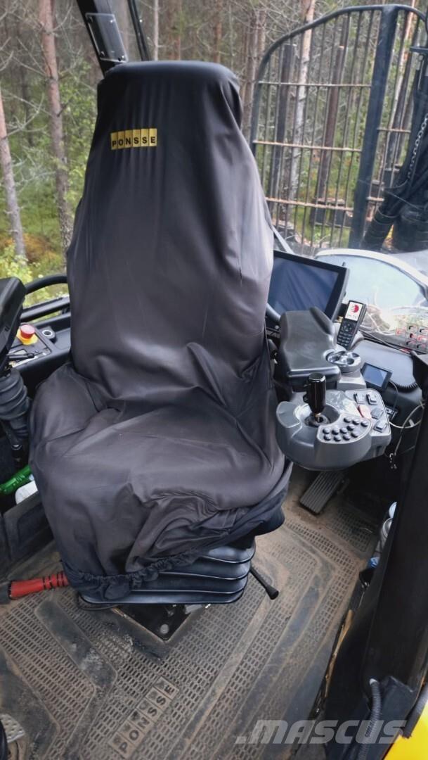 Ponsse Buffalo Vyvážecí traktory