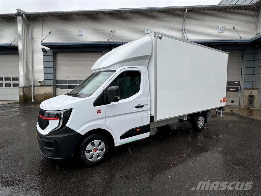 Renault Master Další