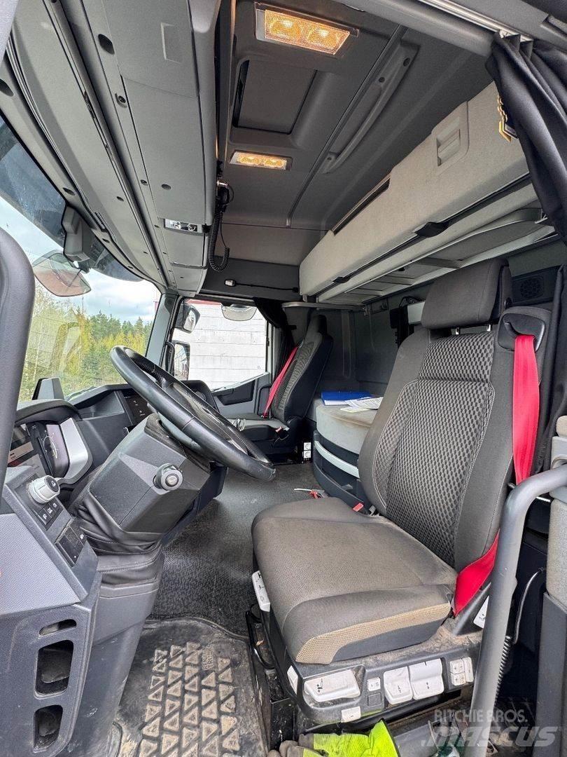 Renault T440 6x2 Tahače