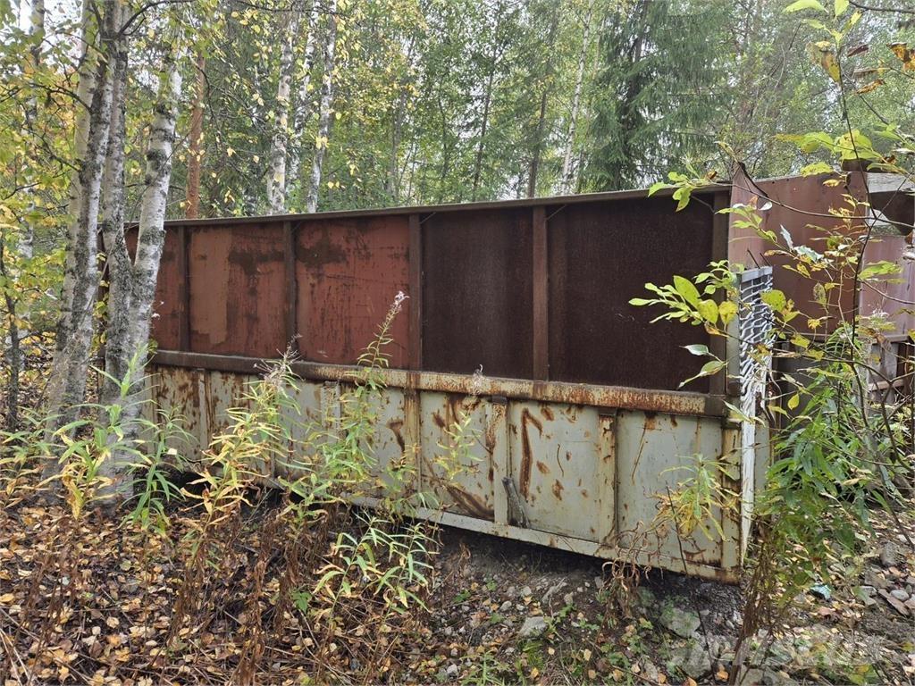  Roskalava 4,6m Valníky