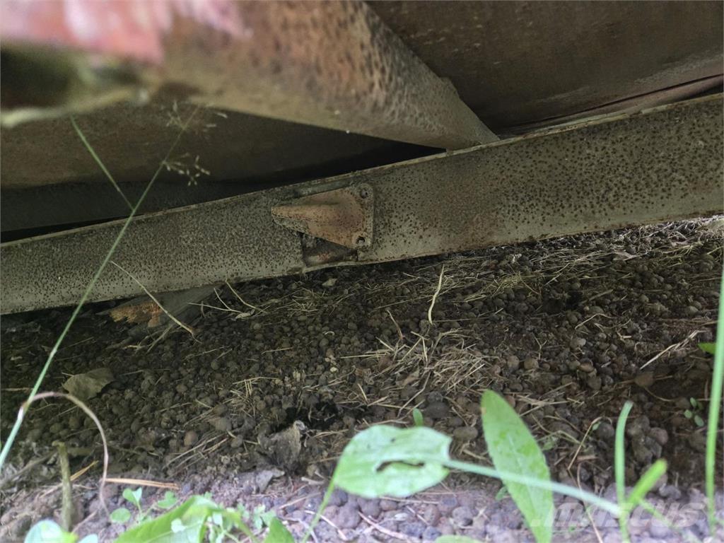  Roskalava 5,7m Valníky