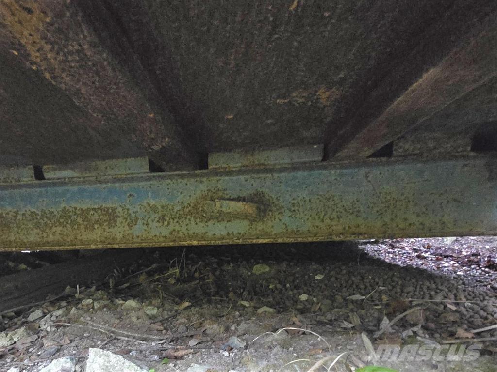  Roskalava 5,8m Valníky