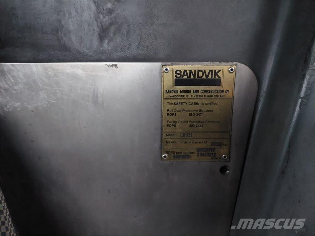 Sandvik TORO 621 Kolové nakladače