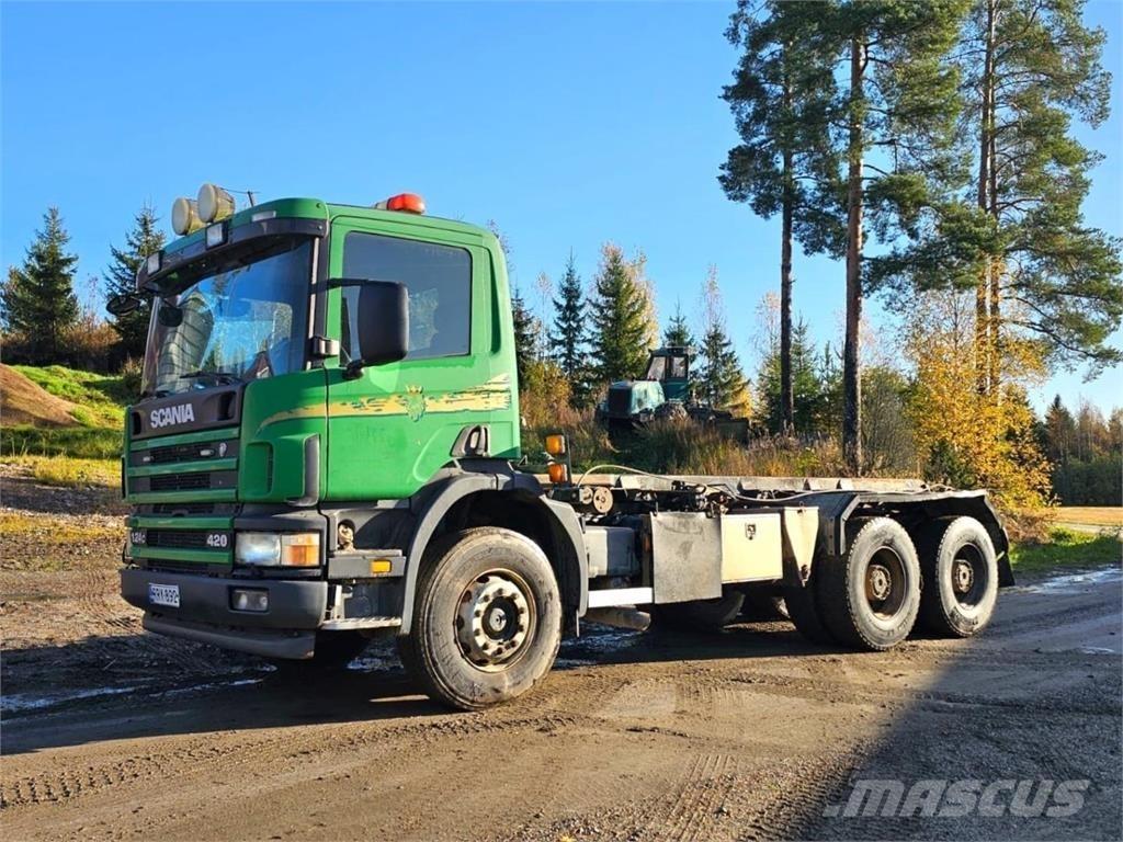 Scania 124C 6X4 Hákový nosič kontejnerů