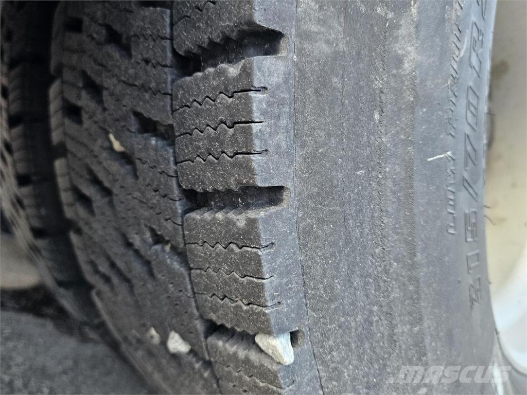 Scania 94L 4X2 Skříňová nástavba