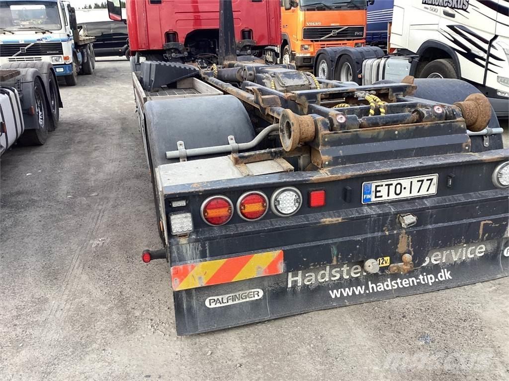 Scania P 320 Hákový nosič kontejnerů