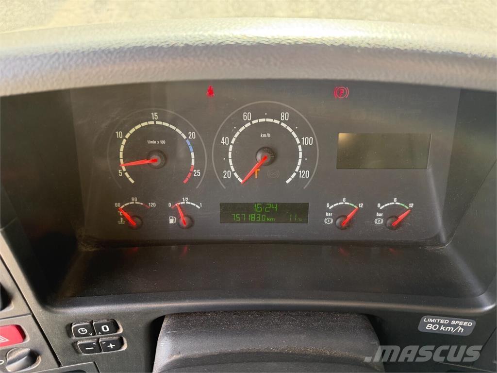 Scania P420 6x2 Hákový nosič kontejnerů