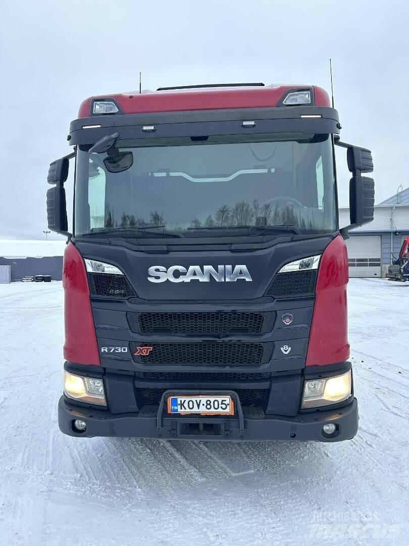 Scania R730 8x4 Vozy na přepravu kmenů
